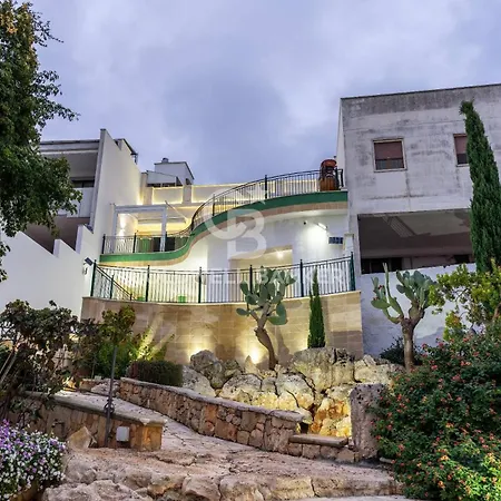 Casa vacanze La Corte Salentina Dimora Di Lusso